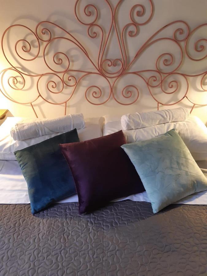 Epiro Home โรม ภายนอก รูปภาพ